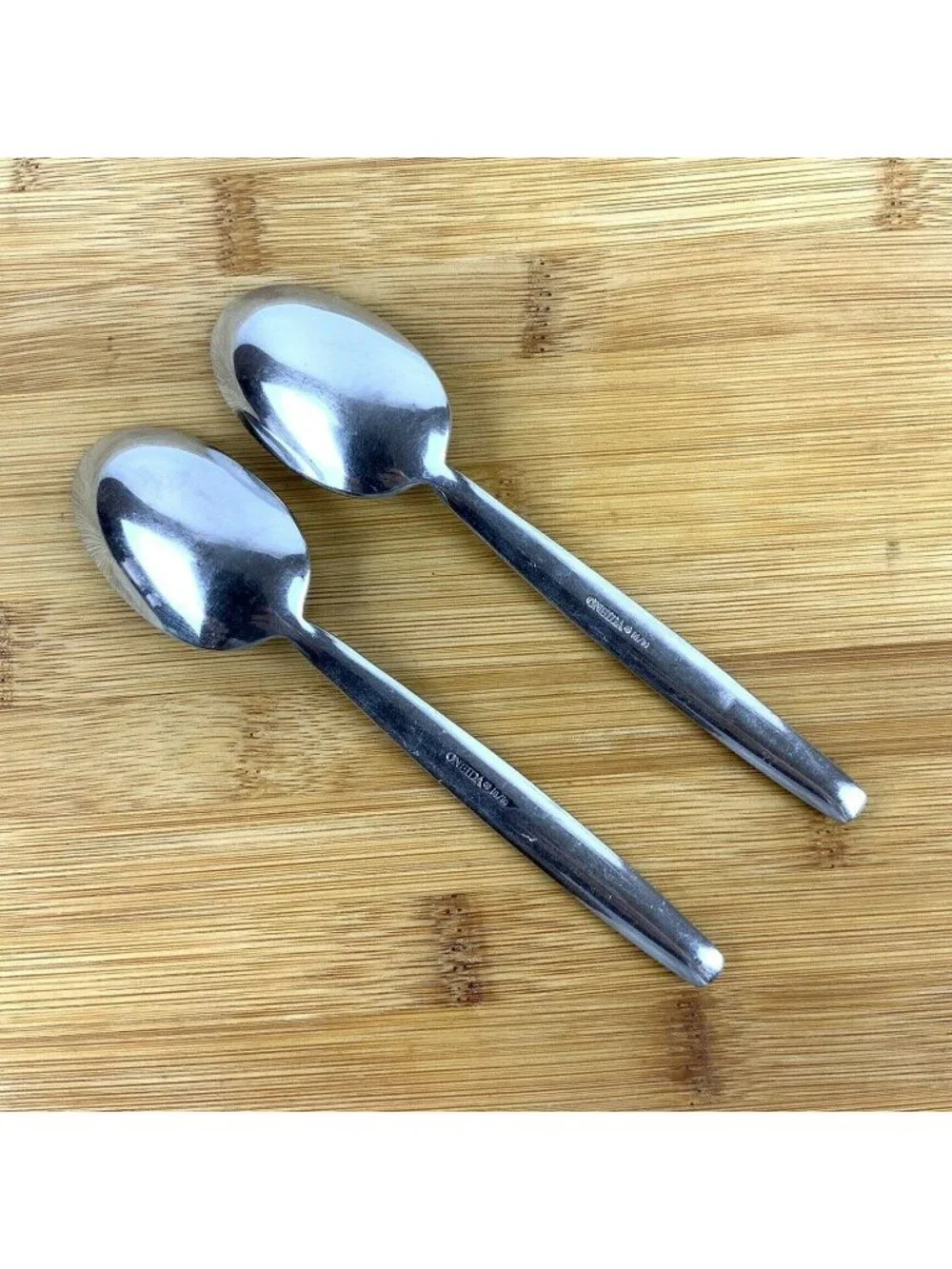 Oneida Leda Set of 2 Teaspoons 18/10 Stainless Steel 6 inch Durable Flatware